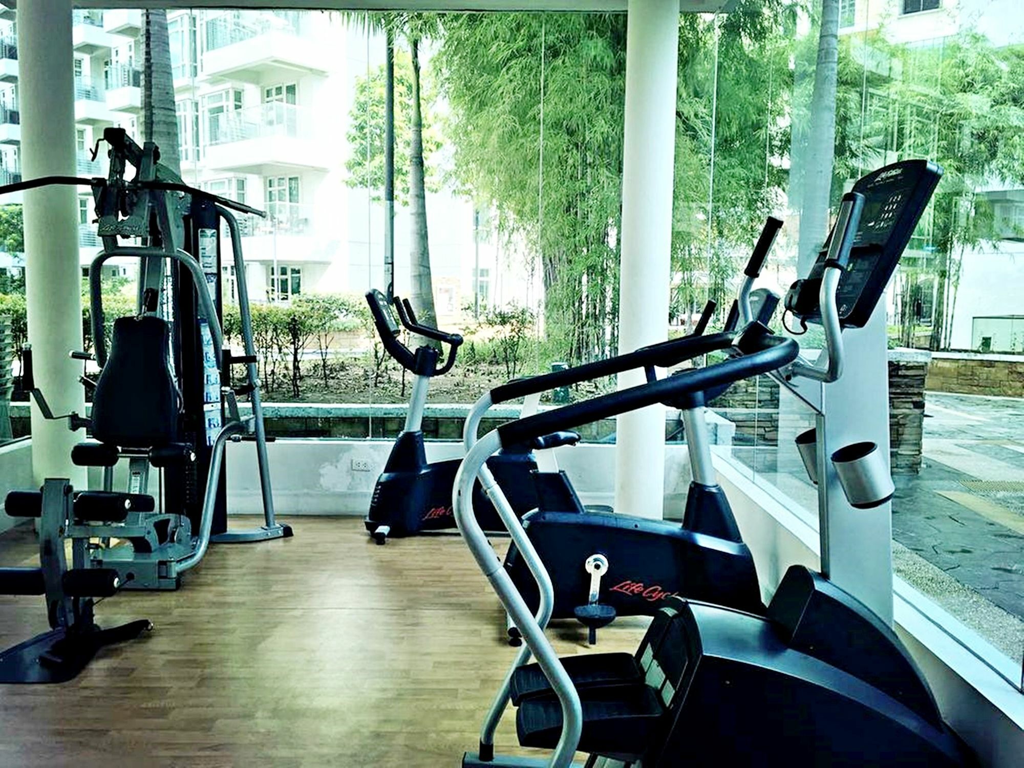 Maxstays - Max Style @ The Parkside Villas Pasay Esterno foto